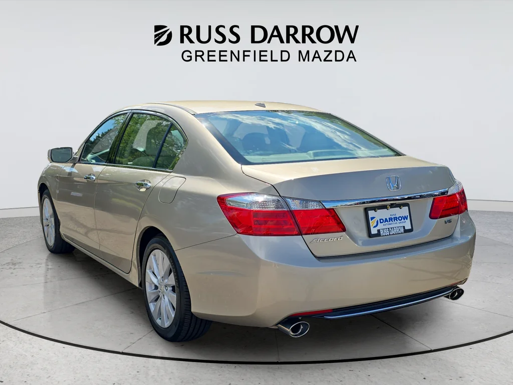 Used 2015 Beige Honda EX-L image 3
