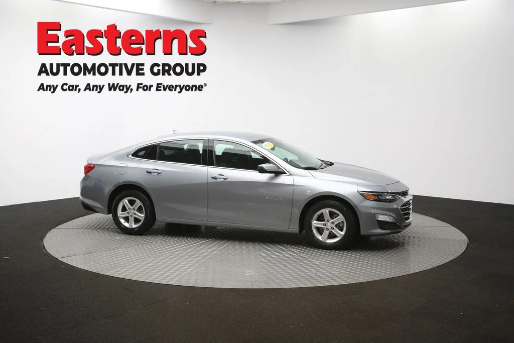 Used 2024 Gray Chevrolet LT image 44