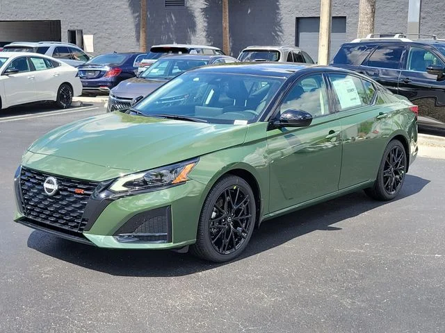 New 2026 Tactical Green Metallic / Super Black Two-tone Nissan SR Midnight Edition® image 32