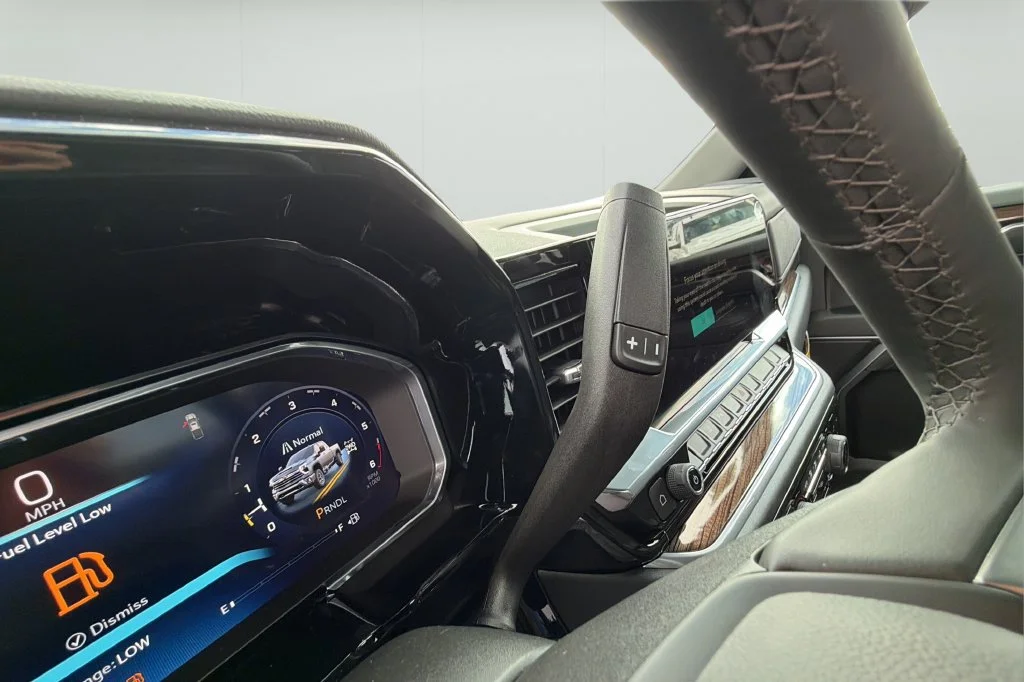 New 2026 Summit White Chevrolet LT image 31