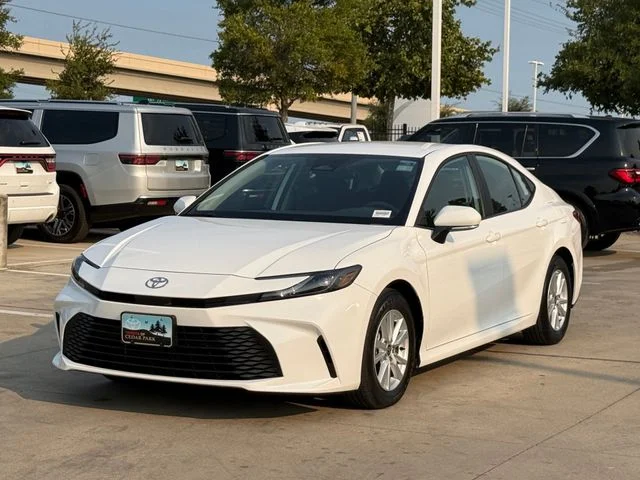 Used 2026 Ice Toyota LE image 7