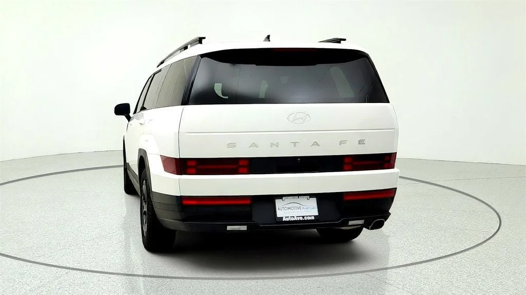 Used 2025 Serenity White Hyundai SEL FWD image 6