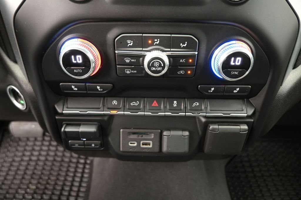 Used 2021 Blue GMC SLT image 4