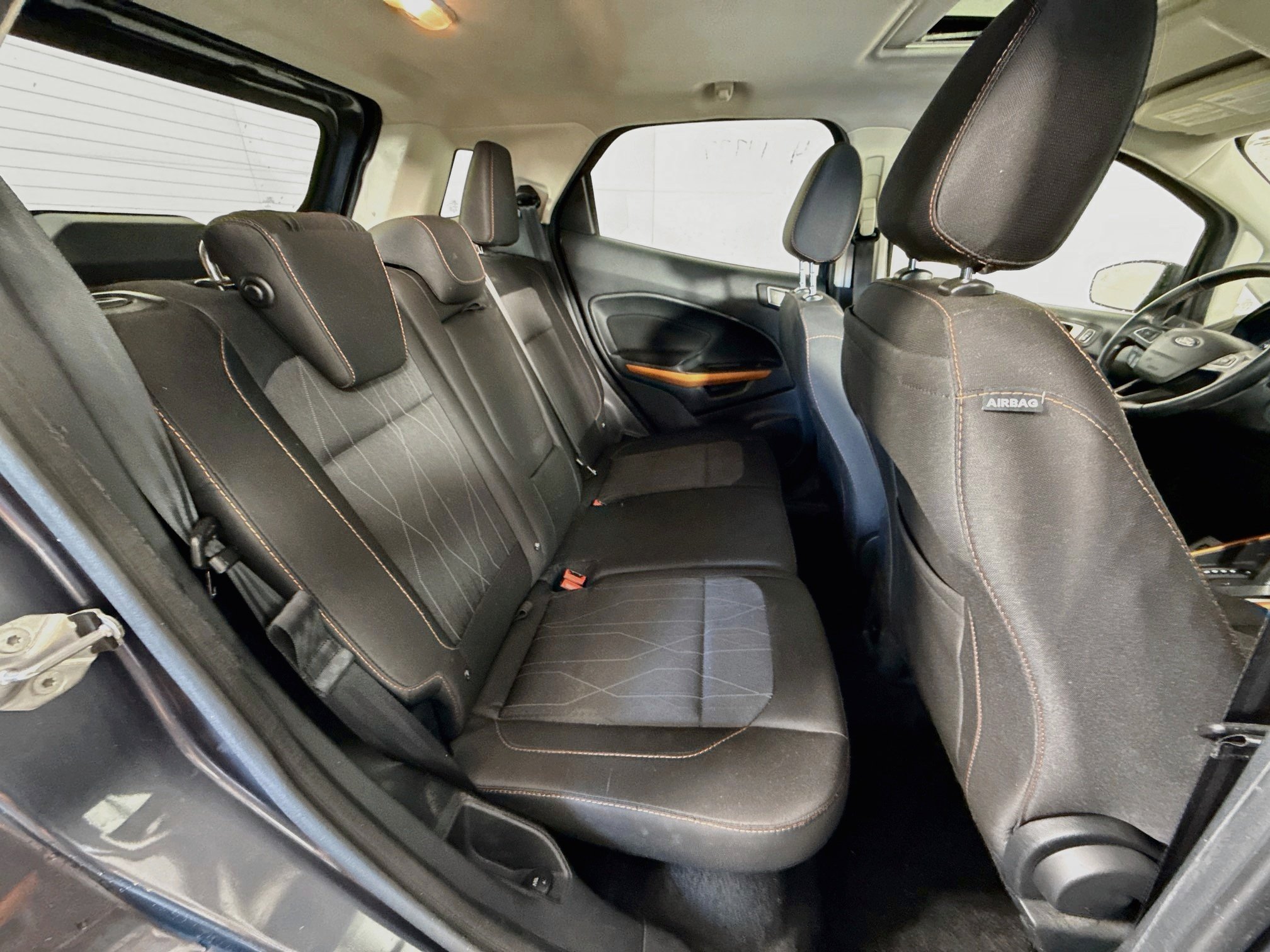 Used 2022 Smoke Metallic Ford SE image 27