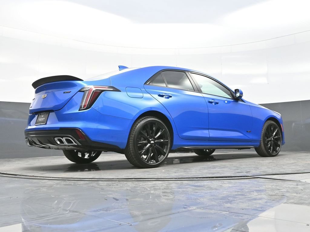 2025 Cadillac CT4 V-Series - Photo 23