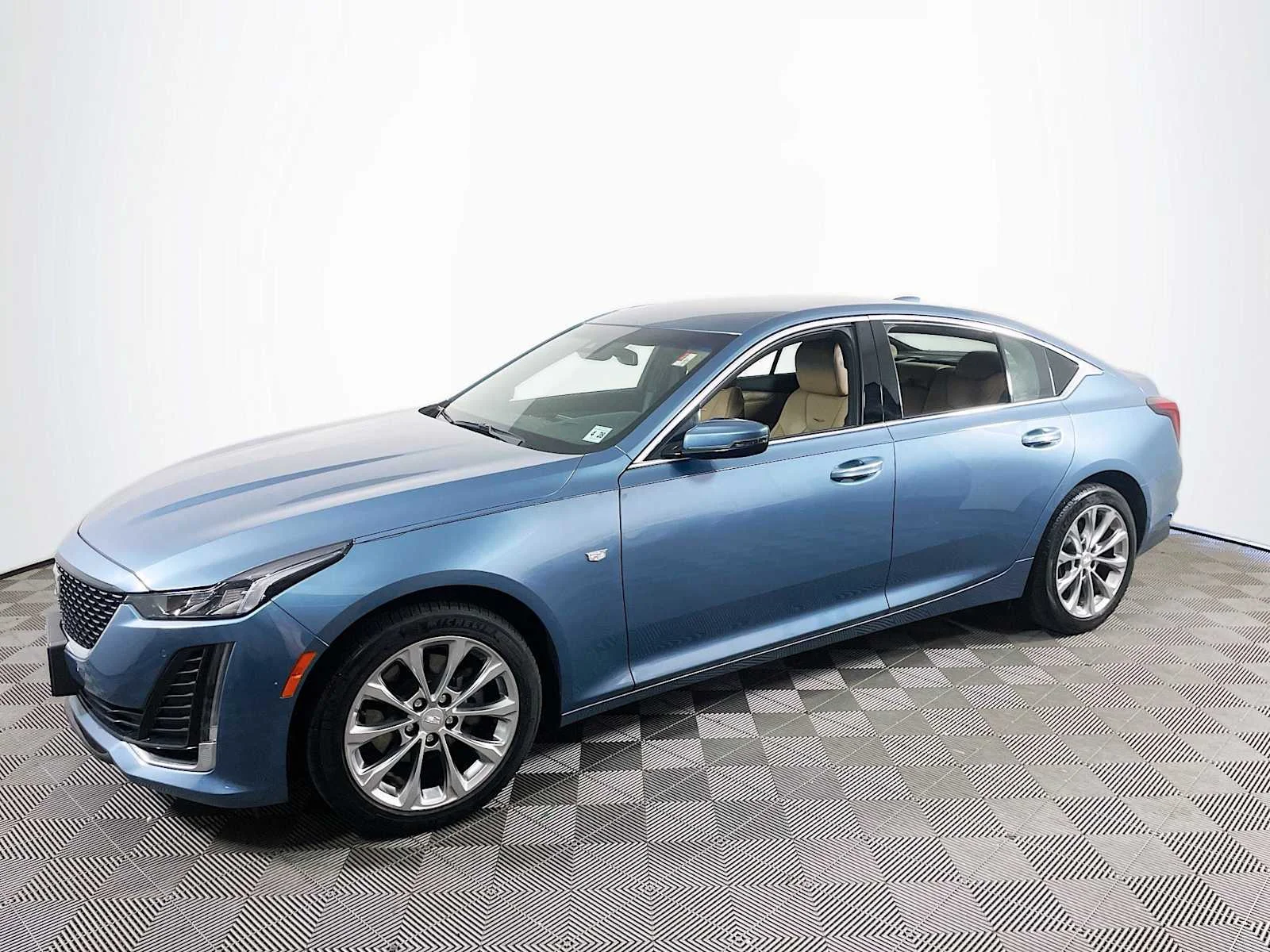 2023 Cadillac CT5 Luxury AWD's photo