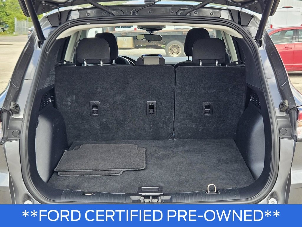 Used 2022 Gray Ford SE image 9