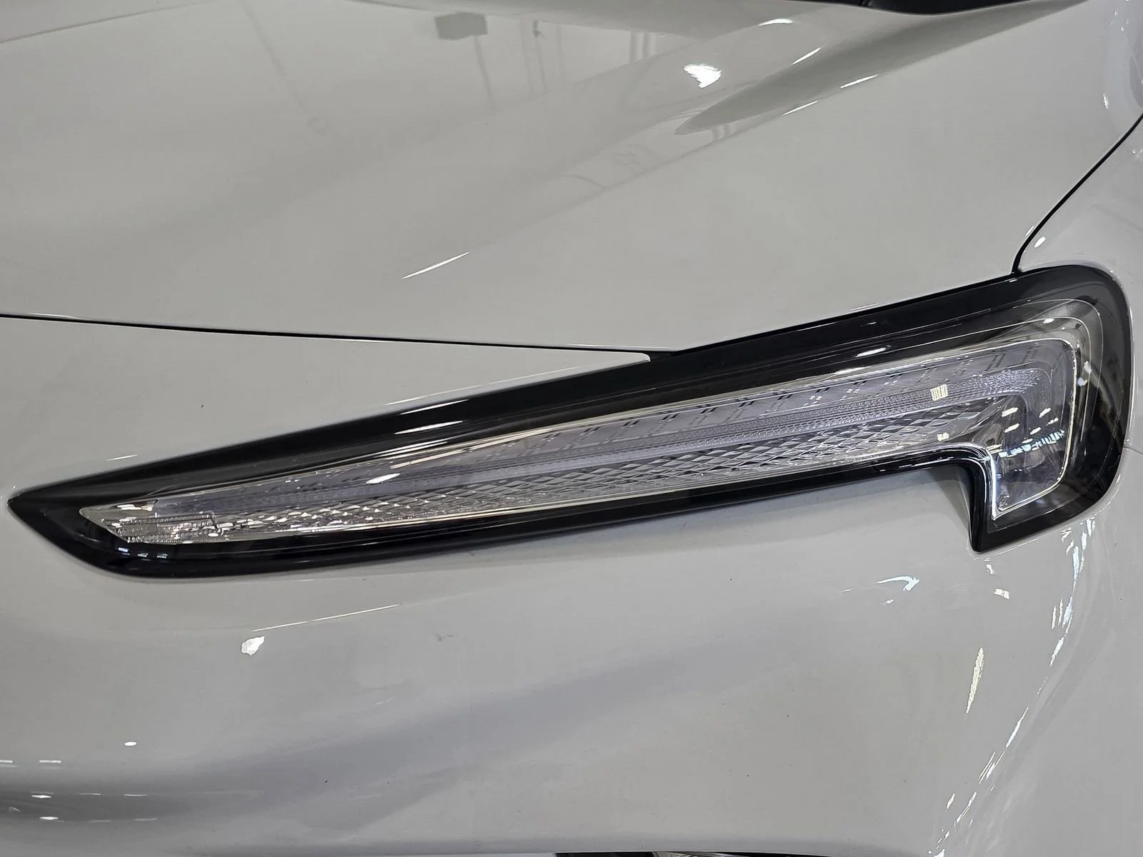 New 2026 Summit White Buick Preferred image 14