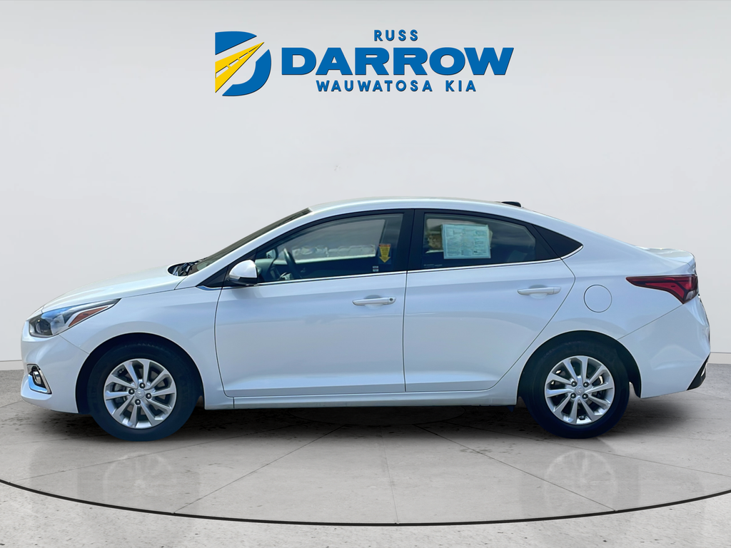 Used 2022 White Hyundai SEL image 2
