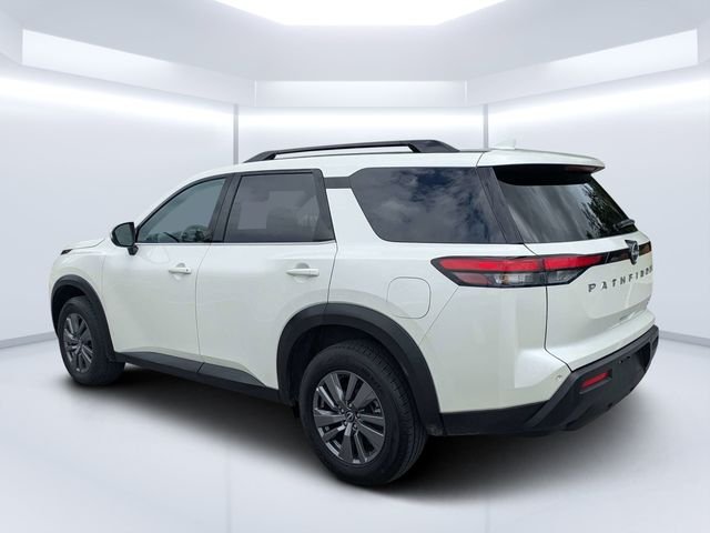 Used 2024 White Nissan SV image 5