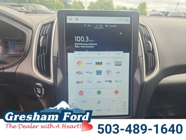 Used 2024 Oxford White Ford SEL image 22
