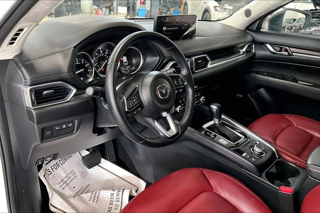 Certified Used 2025 White Mazda 2.5 S Carbon Edition image 14