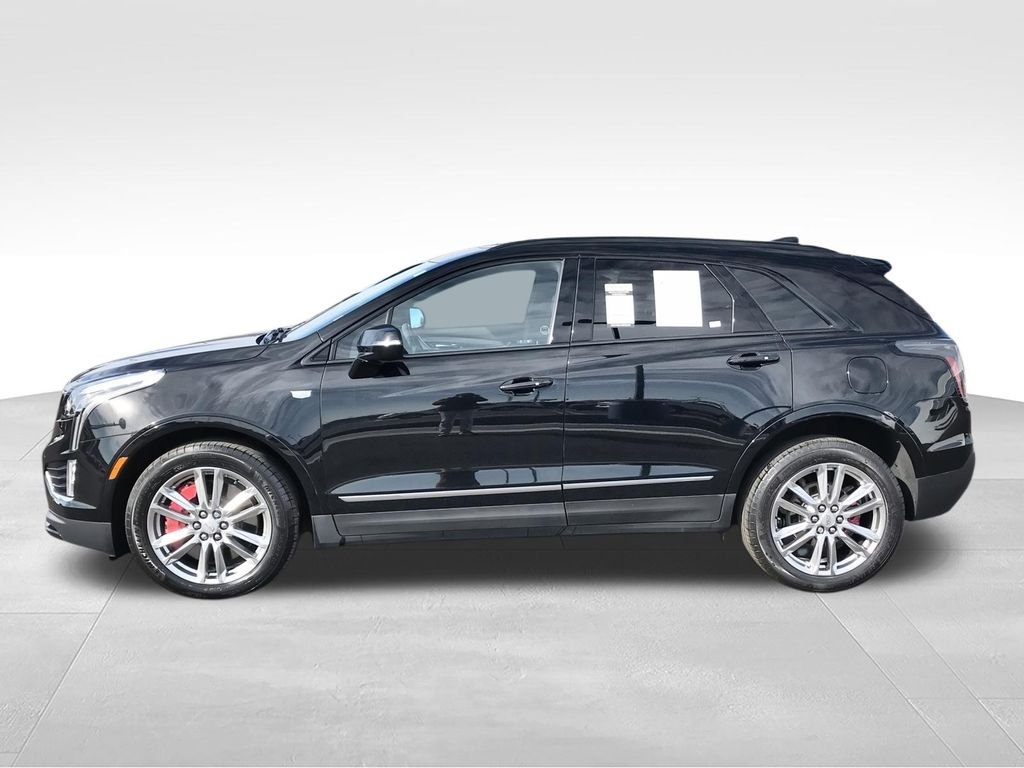 Used 2024 Black Cadillac Sport image 5