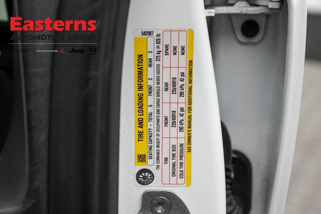 Used 2023 White Tesla Base image 31