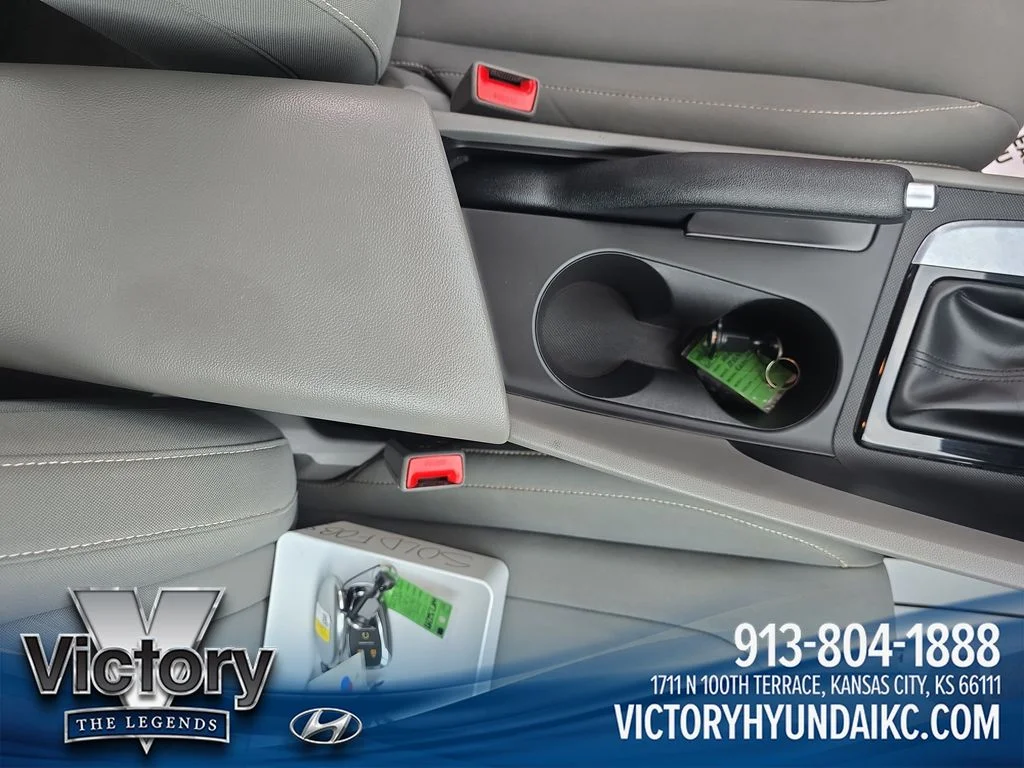 Used 2024 Black Hyundai SEL image 26
