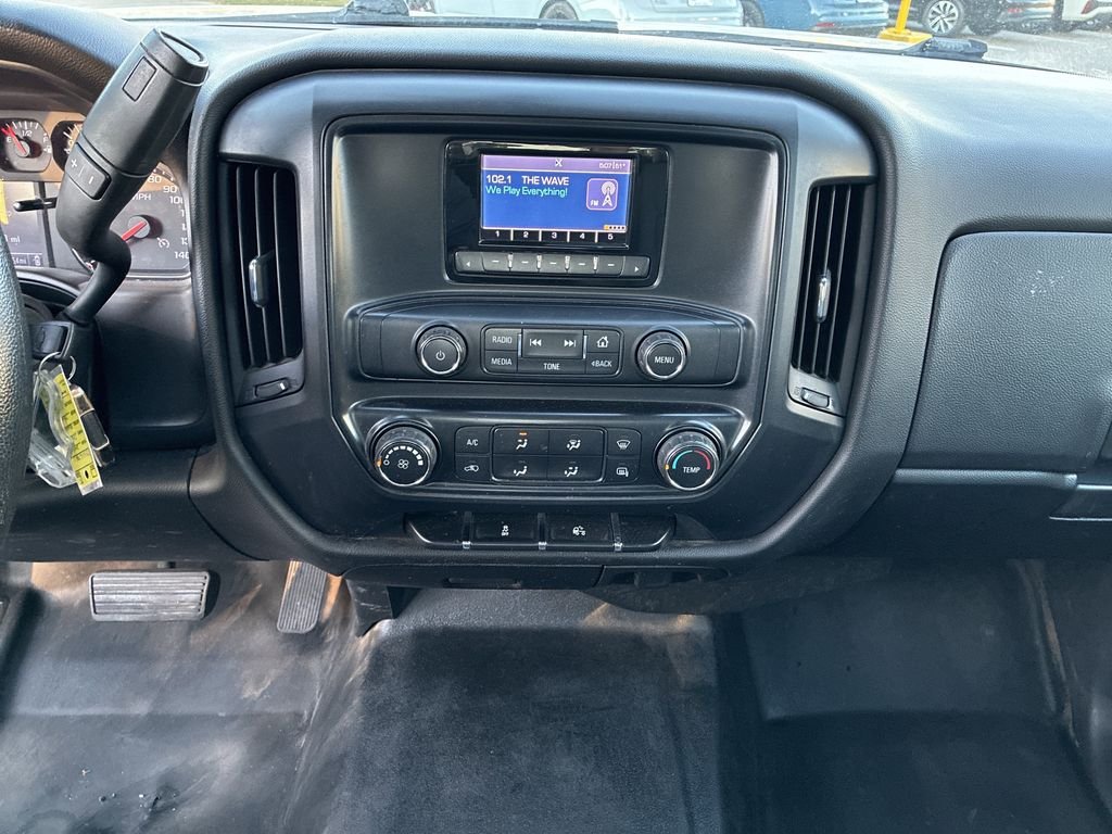 Used 2014 White Chevrolet Work Truck image 24