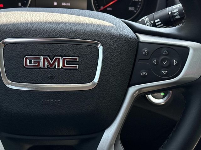 Used 2023 White GMC SLT image 22