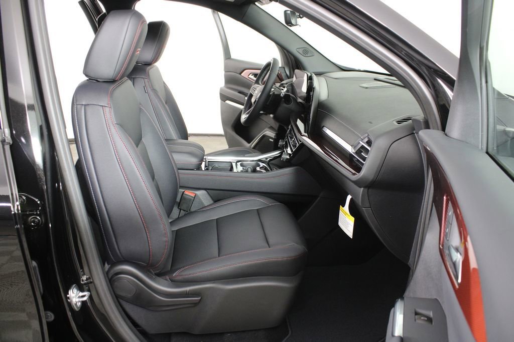 New 2026 Mosaic Black Metallic Chevrolet Z71 image 18