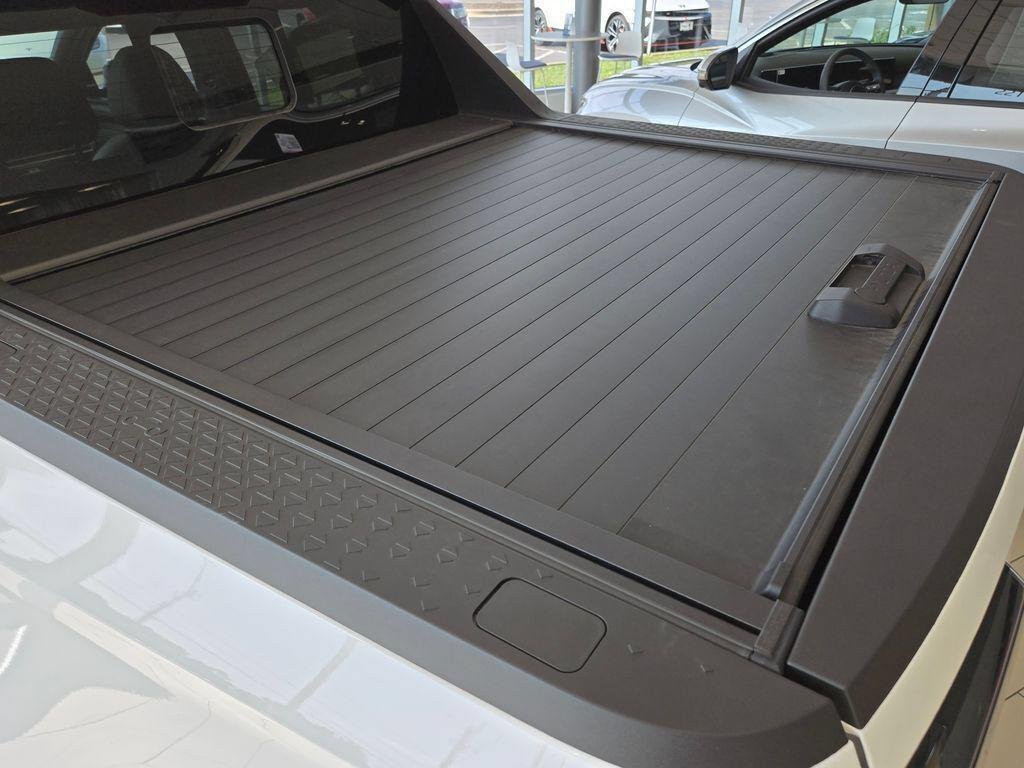 2025 Hyundai Santa Cruz Limited - Photo 15