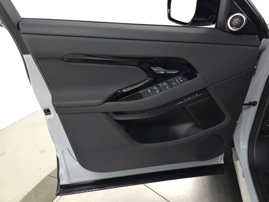 2026 Land Rover Range Rover Evoque S - Photo 16