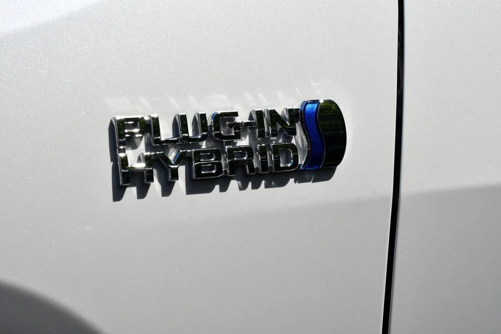 2021 Toyota RAV4 XSE - Photo 20