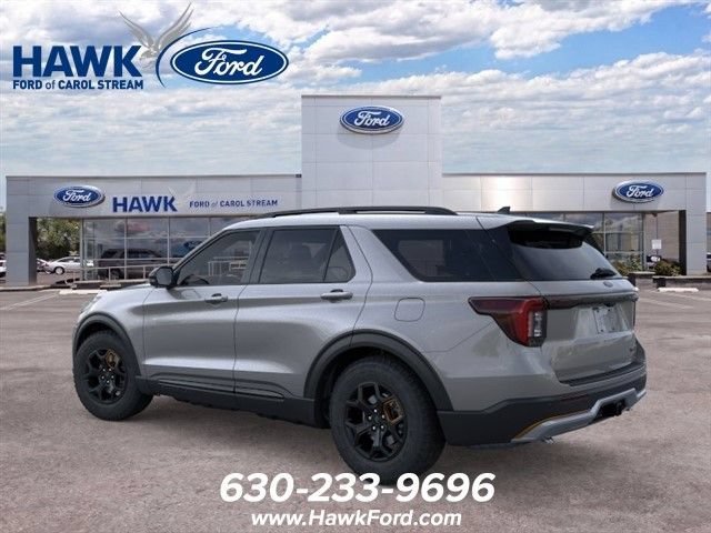 New 2026 Carbonized Gray Metallic Ford Tremor® image 4