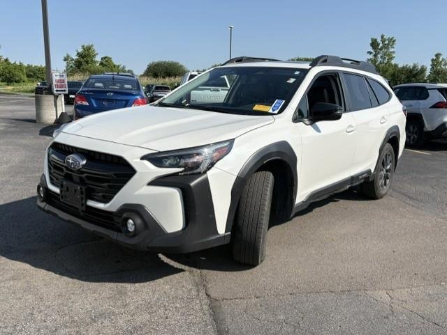Used 2024 Crystal White Pearl Subaru Onyx Edition image 3