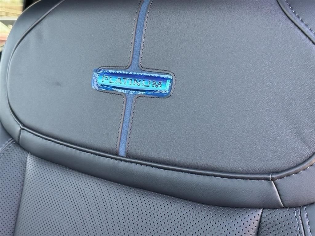New 2026 Agate Black Metallic Ford F-250® Platinum® image 11