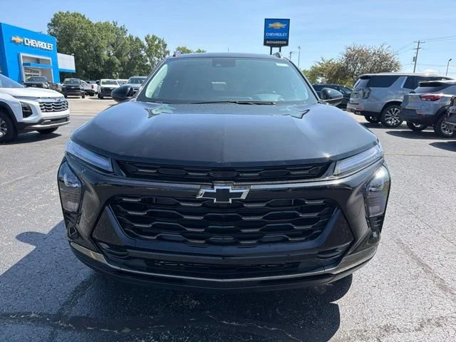 New 2026 Mosaic Black Metallic Chevrolet ACTIV image 8