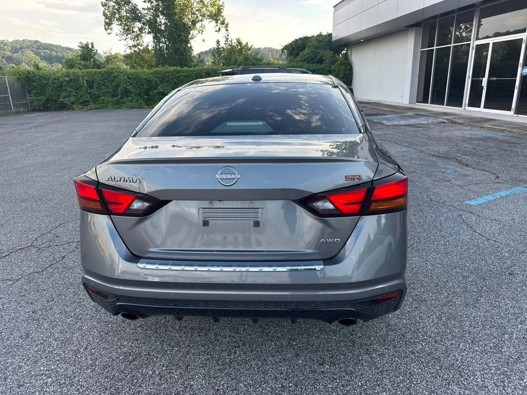 Used 2023 Gray Nissan 2.5 SR image 5