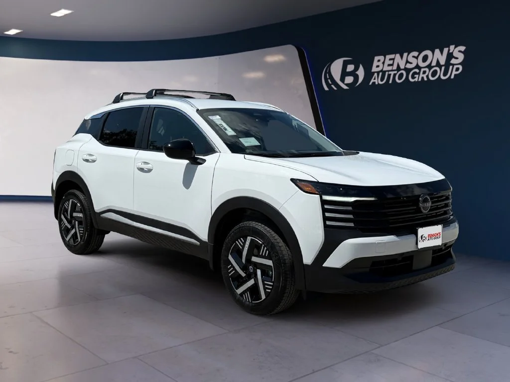 New 2027 White Nissan SV image 7