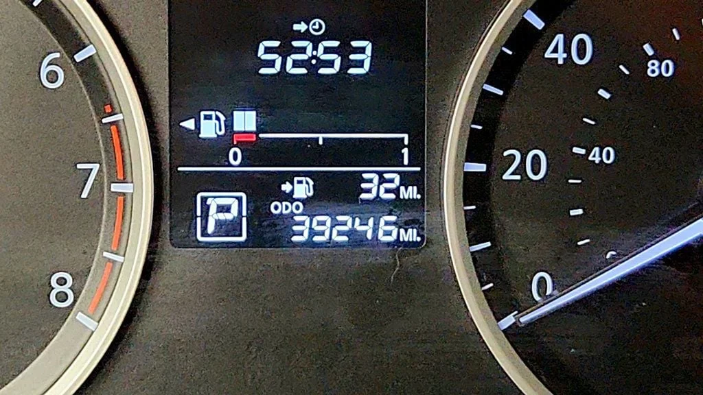 Used 2023 Electric Blue Metallic Nissan S FWD image 15