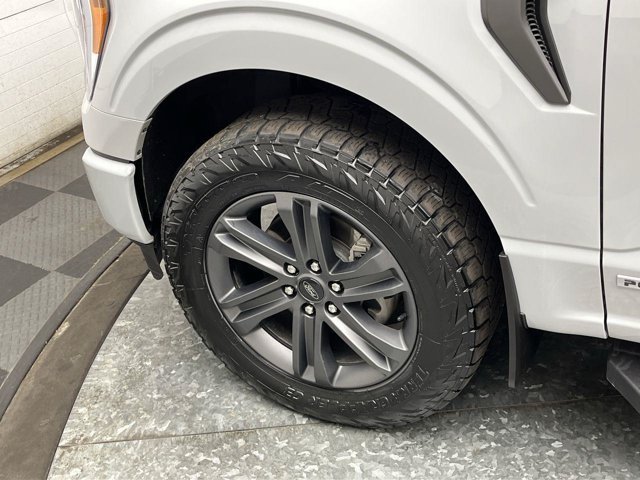 Used 2023 Avalanche Ford XLT image 38
