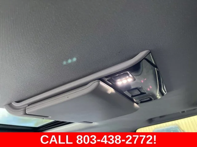Used 2018 White GMC Denali image 15