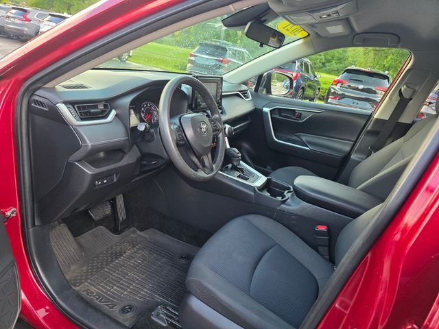 Used 2021 Pearl Toyota LE image 14