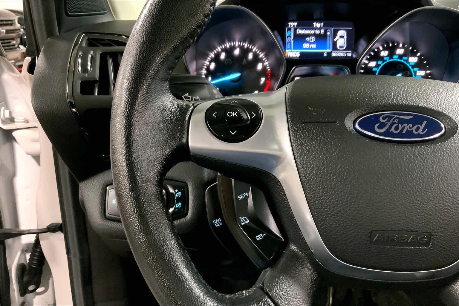 Used 2014 White Platinum Metallic Tri-Coat Ford Titanium image 24