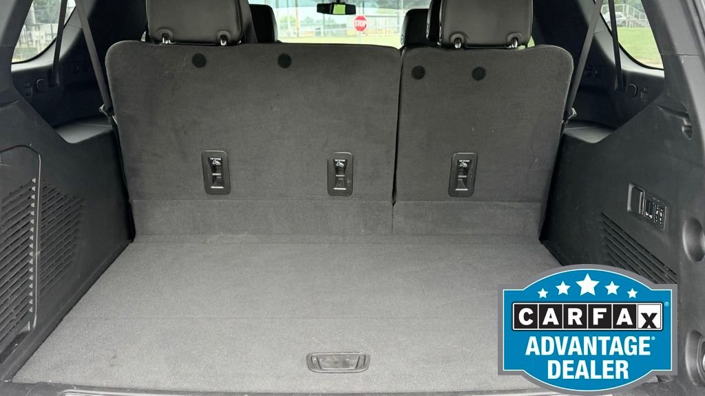 Used 2022 Black Chevrolet Z71 image 9