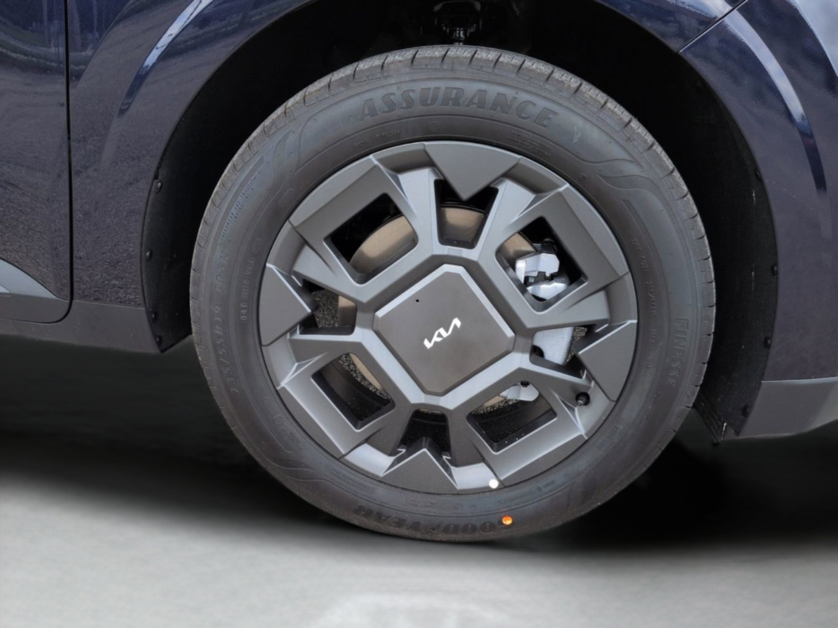 New 2026 Deep Chroma Blue Kia EX image 34