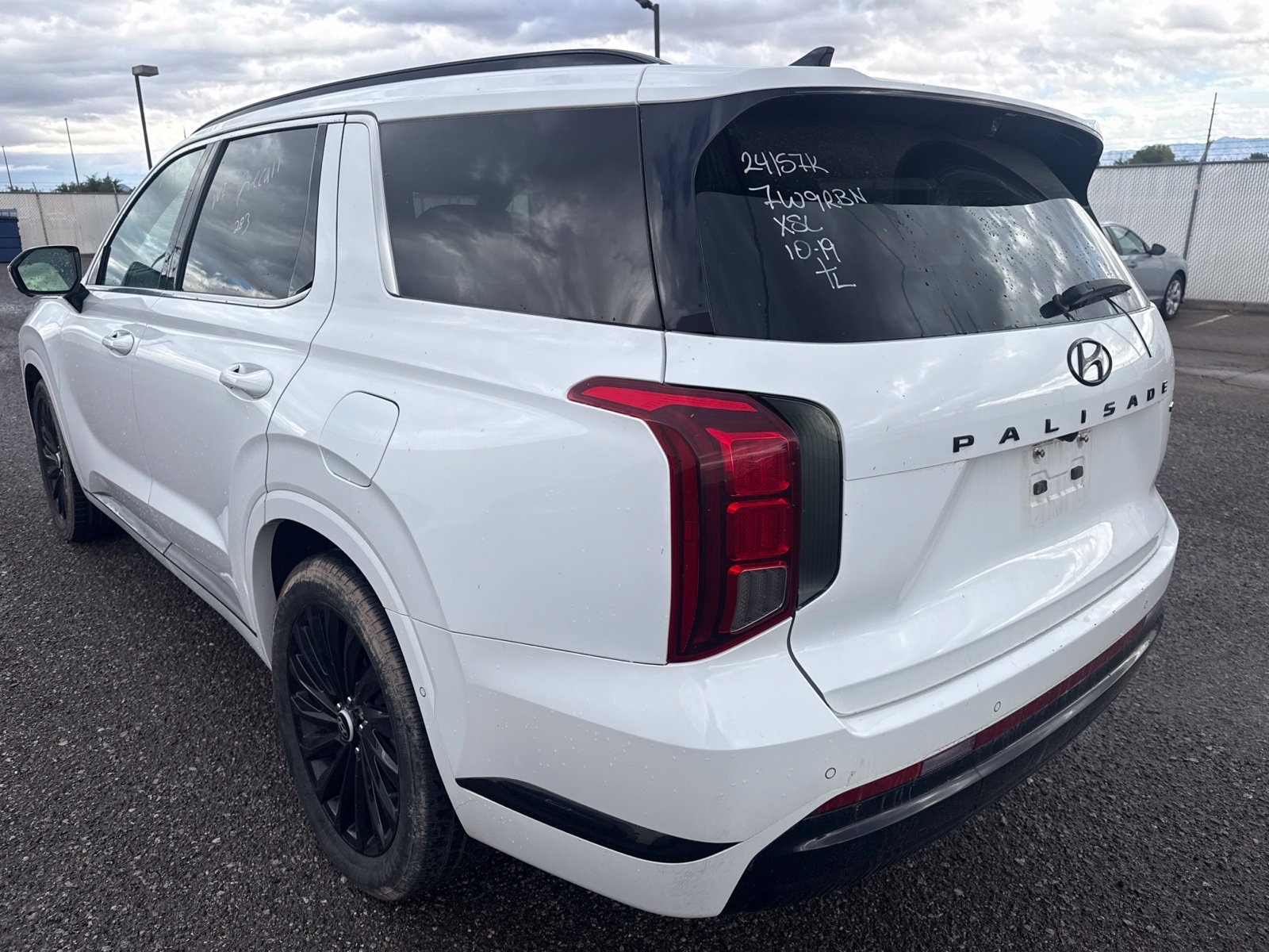 Used 2024 White Hyundai Calligraphy Night Edition image 3