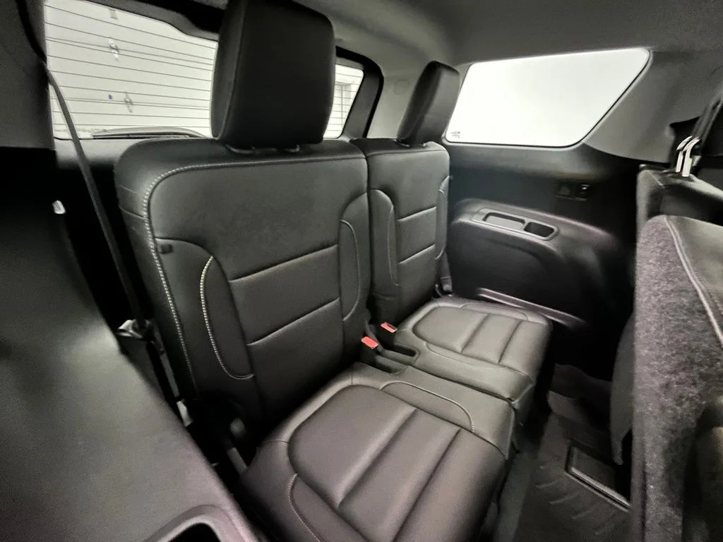 Used 2019 Silver GMC SLT-1 image 38