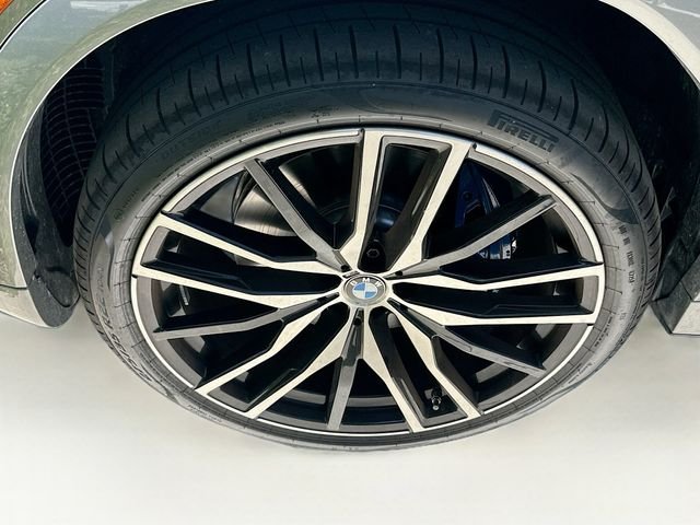 New 2026 Gray BMW xDrive40i image 26