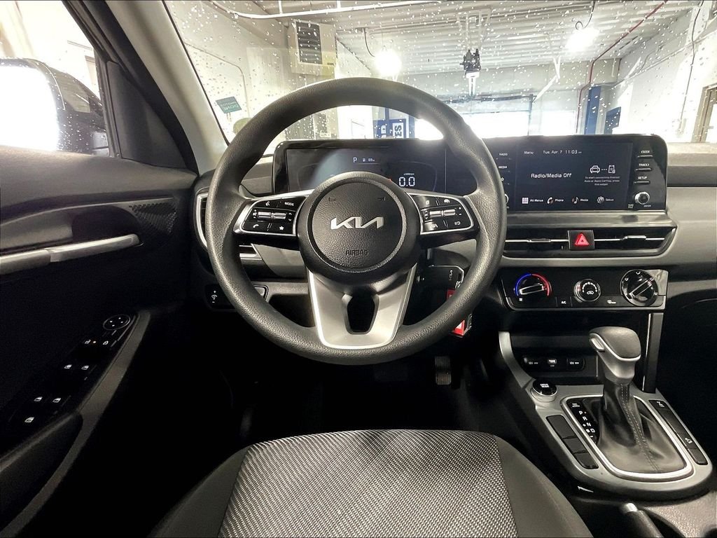Used 2024 Black Kia LX image 17