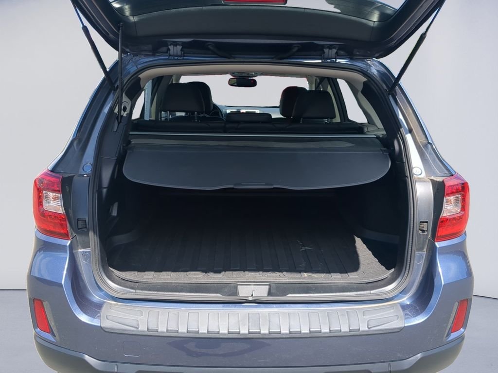 Used 2016 Blue Subaru 2.5i image 21