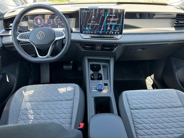 New 2026 Platinum Gray Metallic Volkswagen 2.0T S image 25
