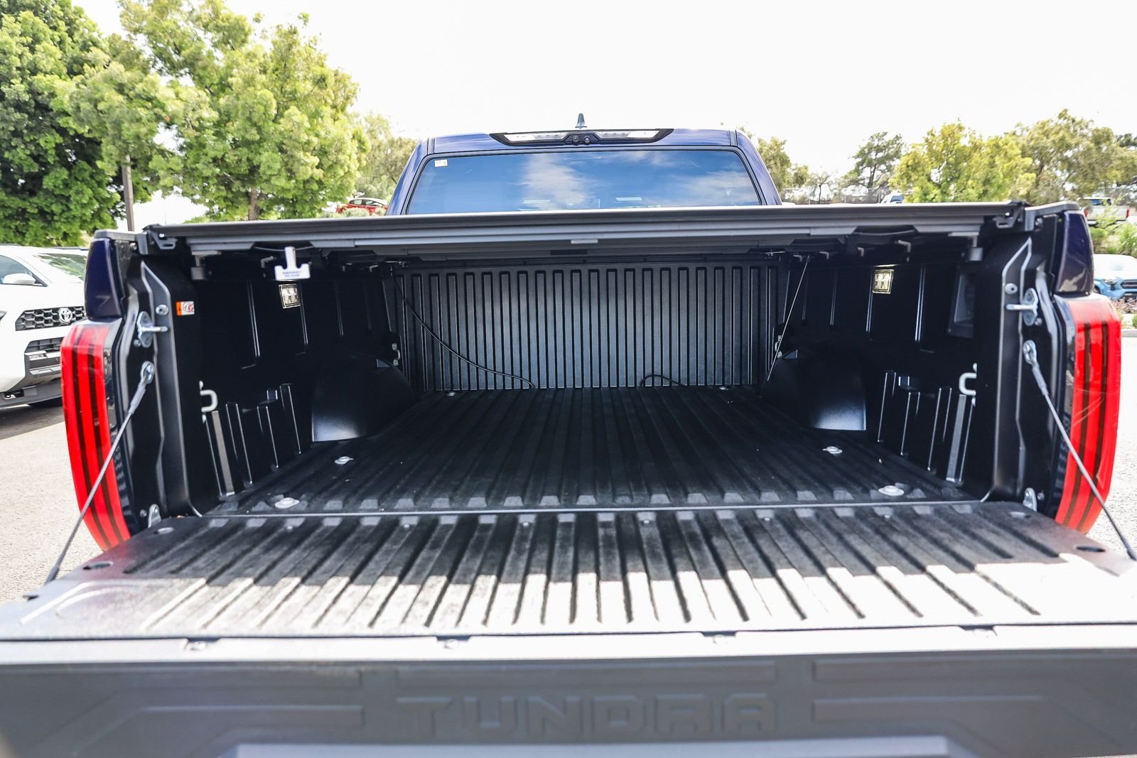 2025 Toyota Tundra Limited - Photo 25