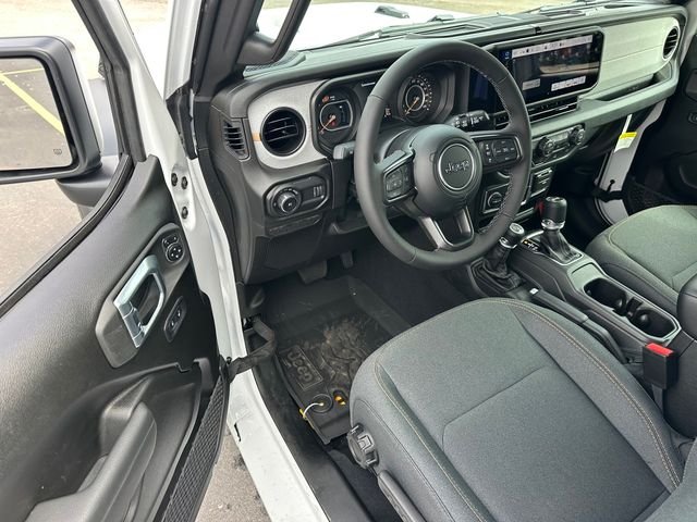 New 2026 Bright White Clear-Coat Exterior Paint Jeep Sport S image 28