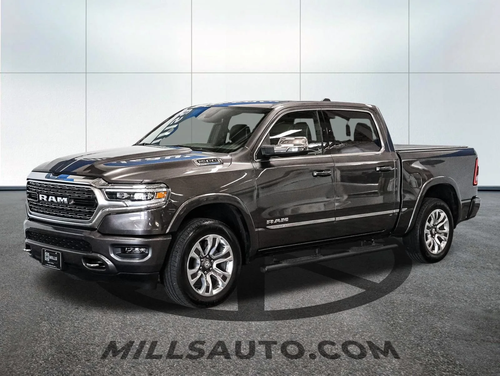 Used 2024 RAM Ram 1500 Pickup Limited with VIN 1C6SRFHT3RN186446 for sale in Baxter, Minnesota