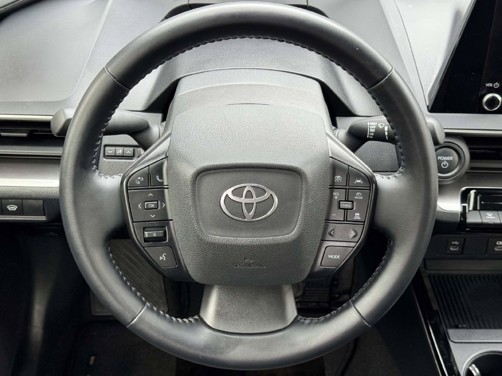 Used 2026 Beige Toyota LE image 11