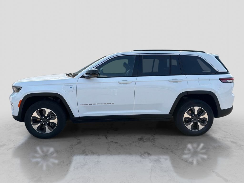 Used 2024 White Jeep 4xe image 2