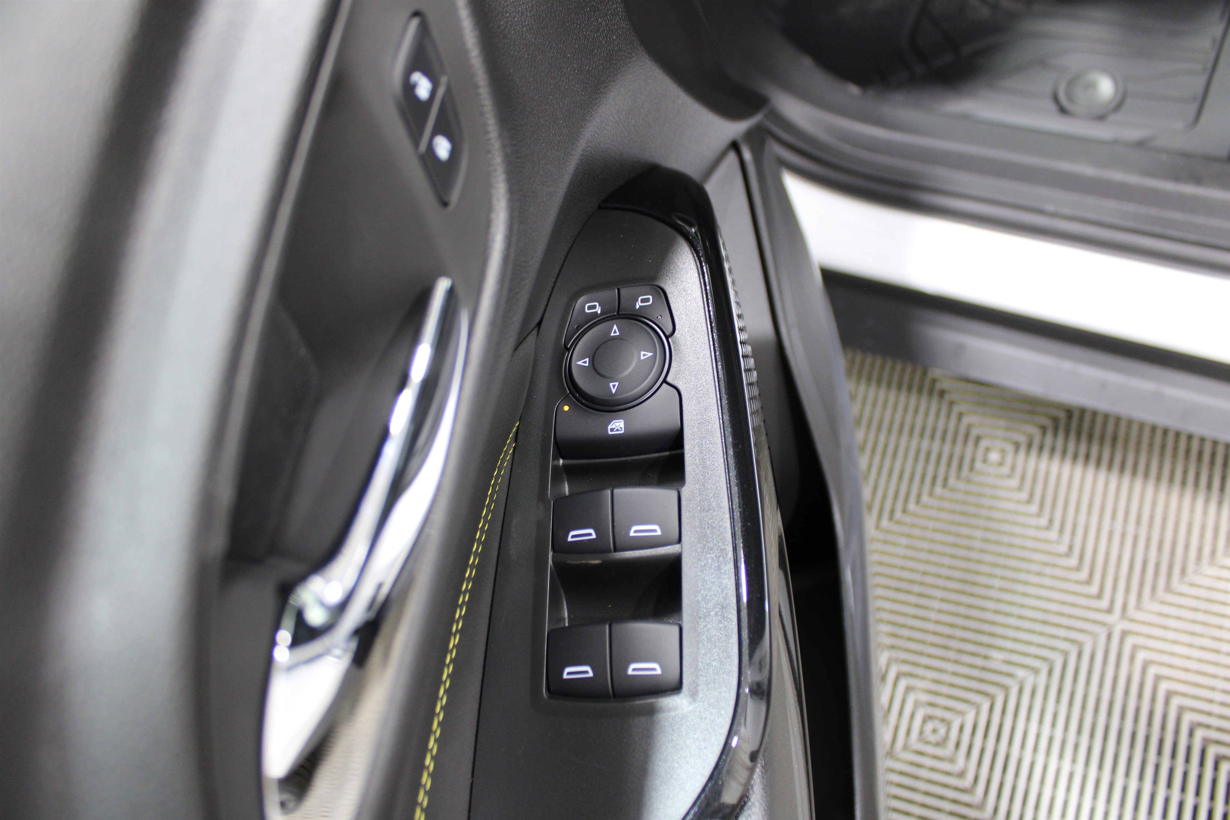 2026 Chevrolet Trax ACTIV photo 3